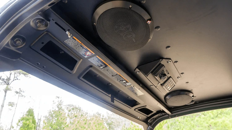 Thumper Fab Defender (MAX) Level 2 Audio Roof - Image 5