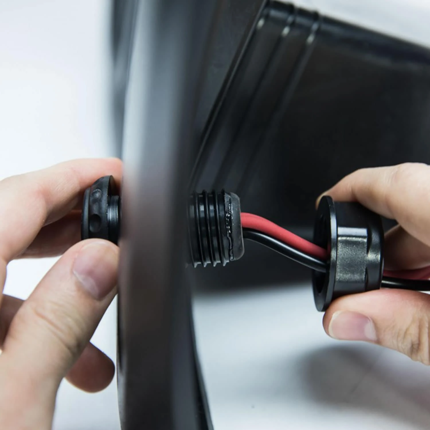 MB Quart USB/3.5mm MAXXLINK Accessory Plug - Image 3