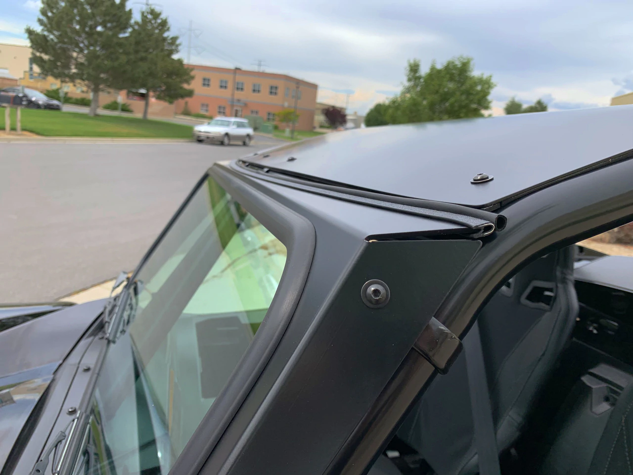 UTVZilla Wildcat XX Vented Glass Windshield 3 UTVZilla Wildcat XX Vented Glass Windshield - Image 3
