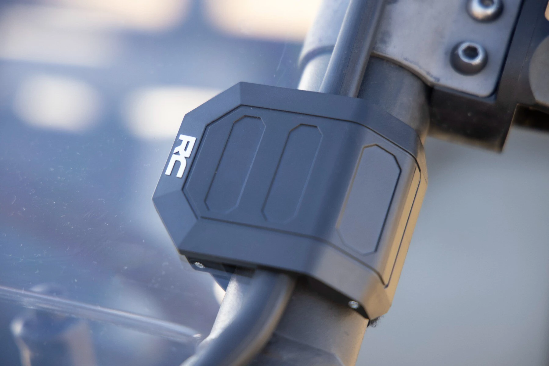 Rough Country '16-'22 Kawasaki Mule Pro DX/Pro DXT Scratch Resistant Half Windshield - Image 6